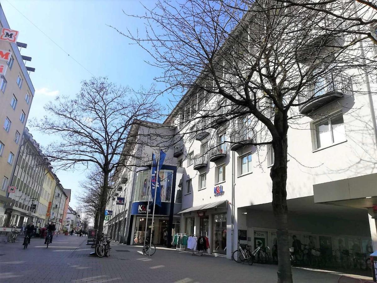 Bodensee Friedrichshafen City Apartment "Lara" Bagian luar foto