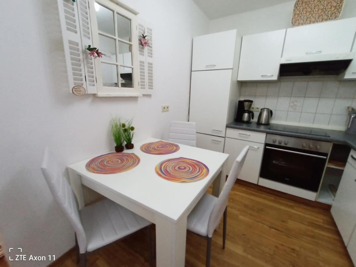 Bodensee Friedrichshafen City Apartment "Lara" Bagian luar foto